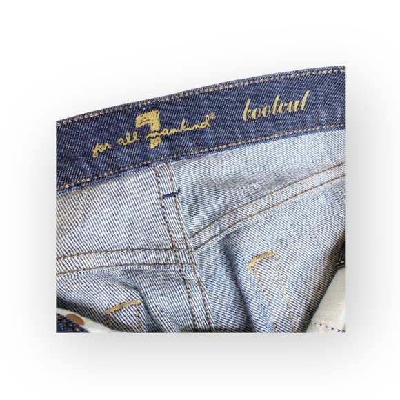 new 7 For All Mankind® ☯︎︎ Gold Medallion Embroidered Bootcut Jeans ☯︎︎ NY Dark - Picture 10 of 16